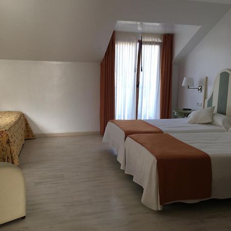 Hotel Valle De Cabezon Cabezón de la Sal Zimmer foto