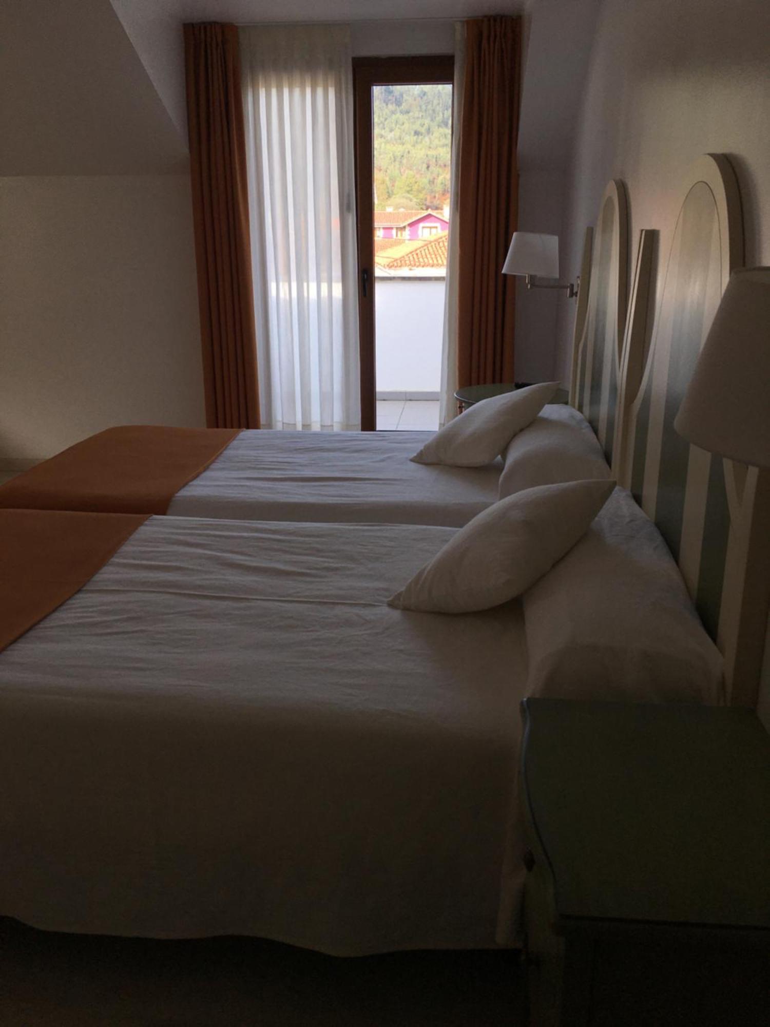 Hotel Valle De Cabezon Cabezón de la Sal Zimmer foto